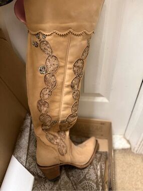 Junk gypsy western style women’s Tan Embroidered Leather Over Knee Boots